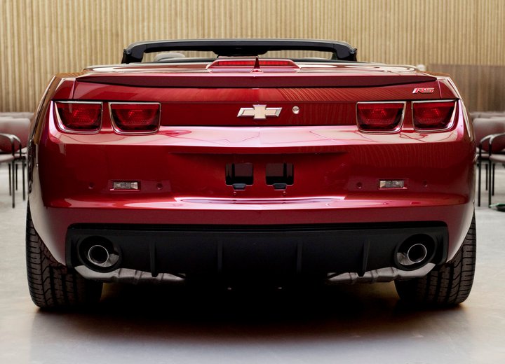 Chevrolet has released two teaser shots of the Camaro Convertible on the